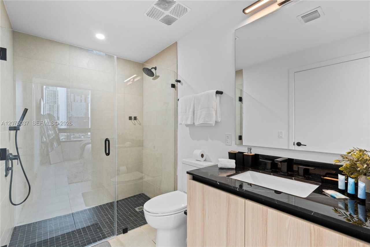 225 N Miami Ave , Unit 2503, Miami, FL 33128 Photo