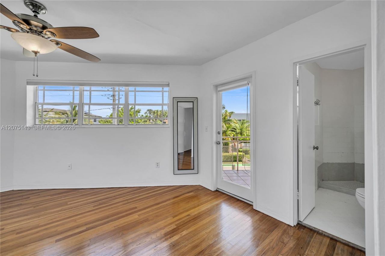 800 W 42nd St , Unit 1B, Miami Beach, FL 33140 Photo