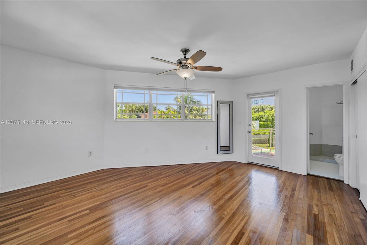 800 W 42nd St , Unit 1B, Miami Beach, FL 33140 Photo