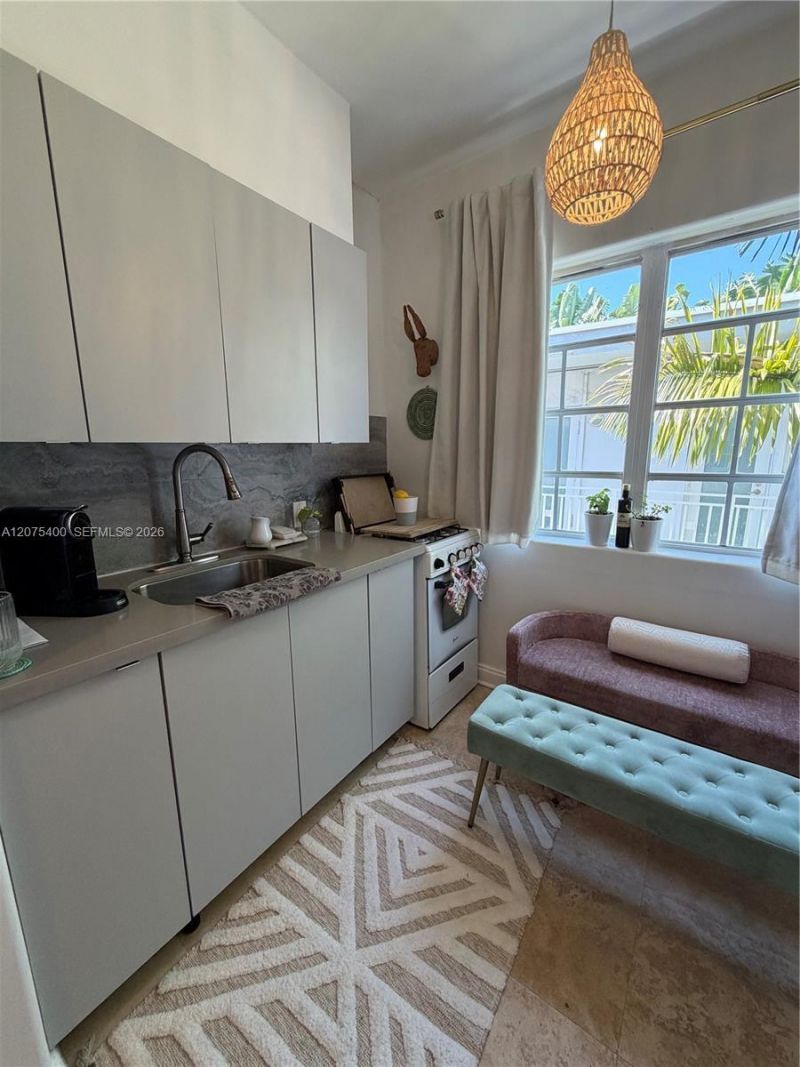 1227 Euclid Ave , Unit 7, Miami Beach, FL 33139 Photo