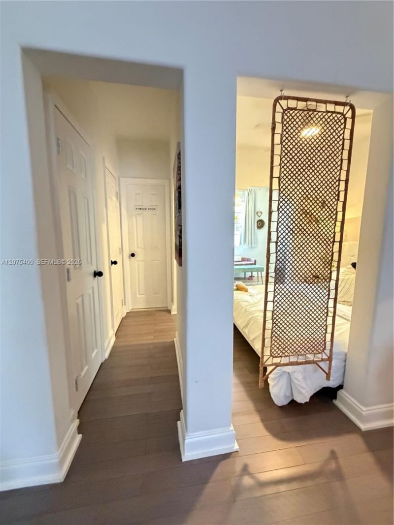 1227 Euclid Ave , Unit 7, Miami Beach, FL 33139 Photo
