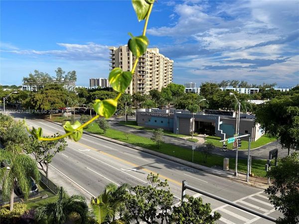 1465 NE 123rd St, Unit 515, North Miami, FL 33161