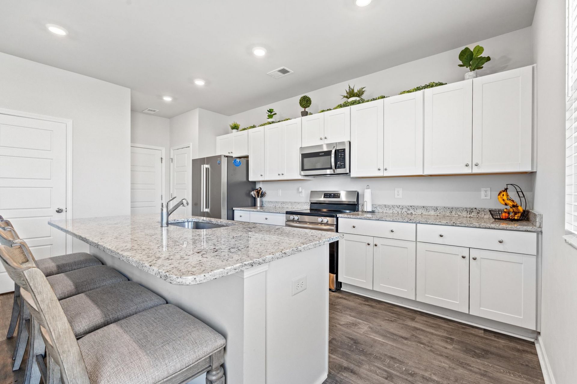 3968 Hibiscus Dr. Photo 11