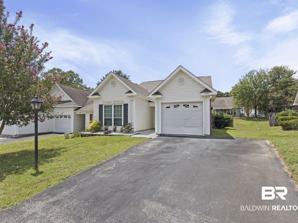 656 Spring Lake Drive, Mobile, AL 36695