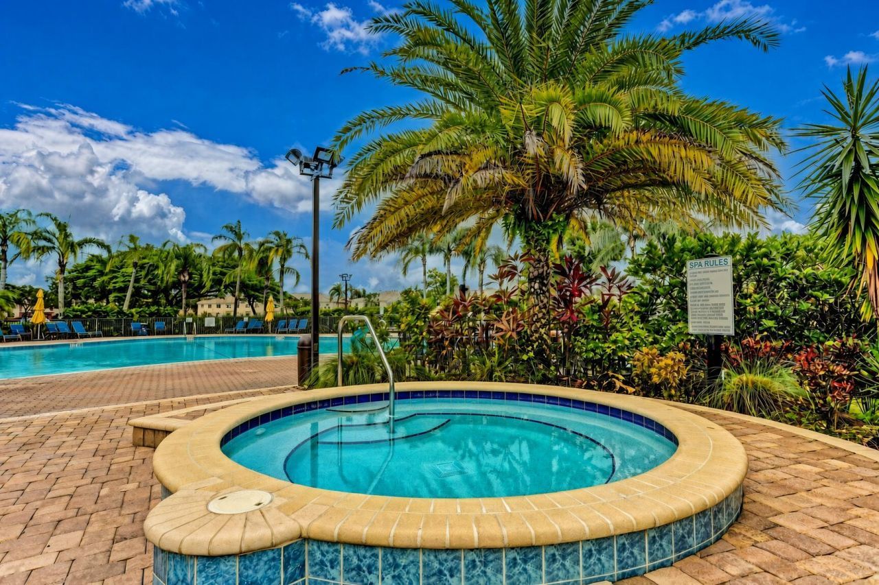 3331 Commodore Court, West Palm Beach, FL 33411 Photo