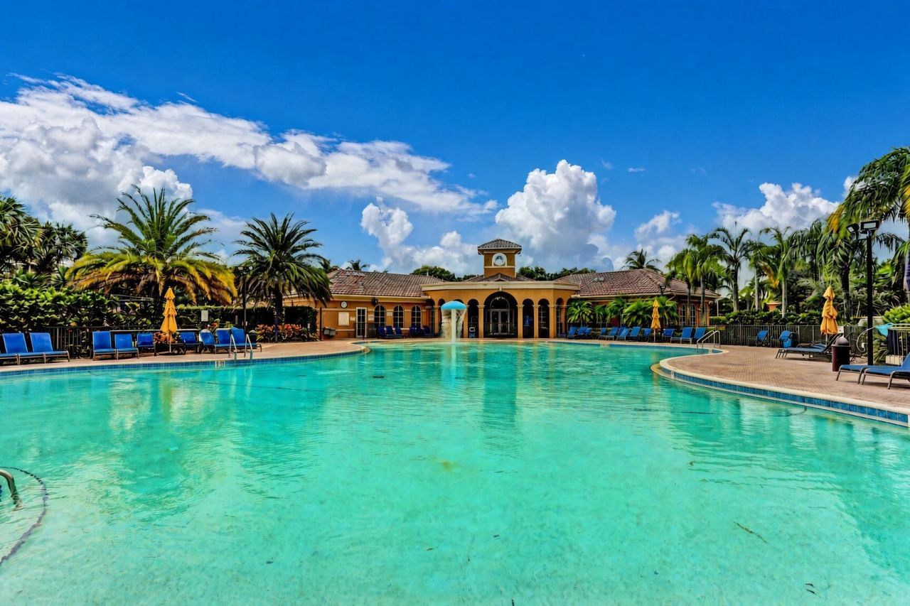 3331 Commodore Court, West Palm Beach, FL 33411 Photo
