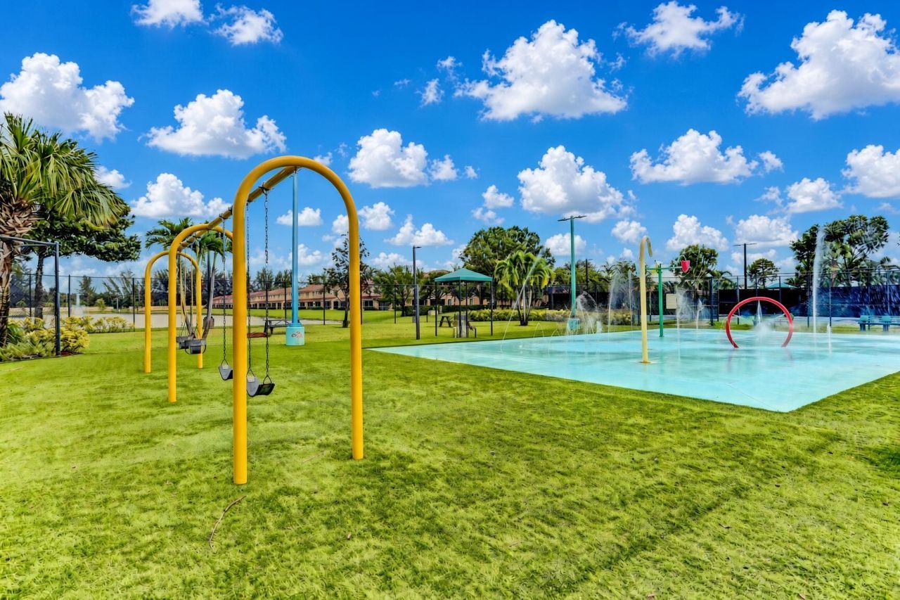 3331 Commodore Court, West Palm Beach, FL 33411 Photo