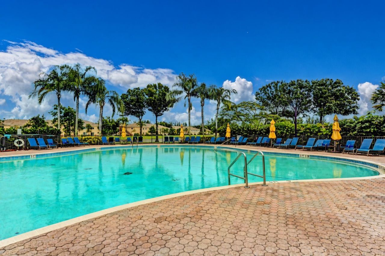 3331 Commodore Court, West Palm Beach, FL 33411 Photo