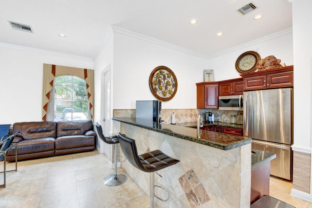 3331 Commodore Court, West Palm Beach, FL 33411 Photo