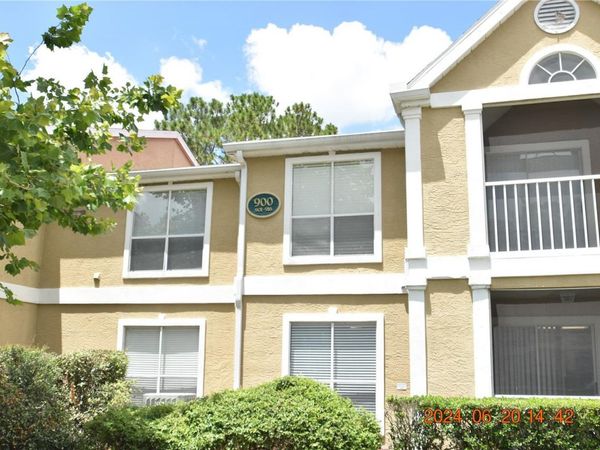 9481 HIGHLAND OAK DRIVE , Unit 909, TAMPA, FL 33647