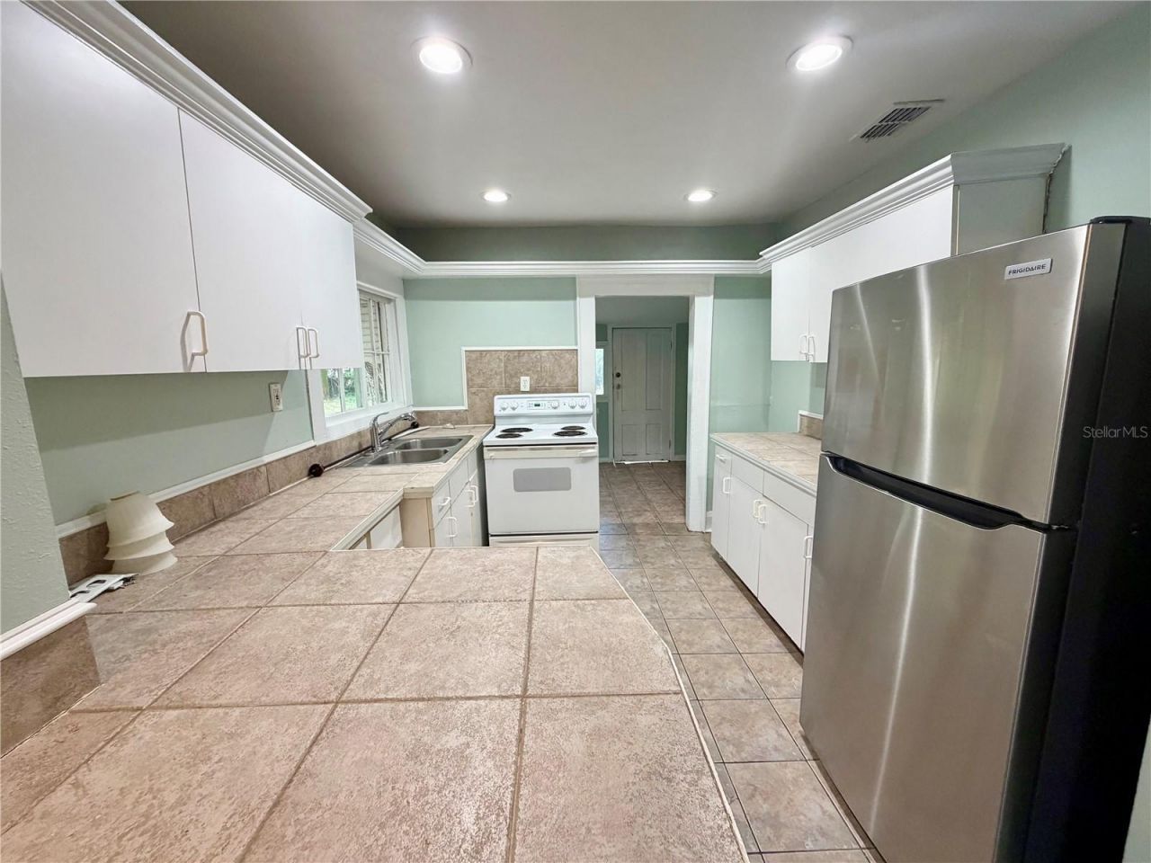 521 Young Place , Lakeland, FL 33803 Photo