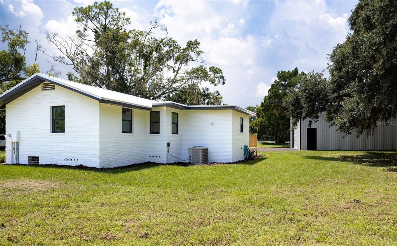 2463 Pioneer Trail , New Smyrna Beach, FL 32168 Photo
