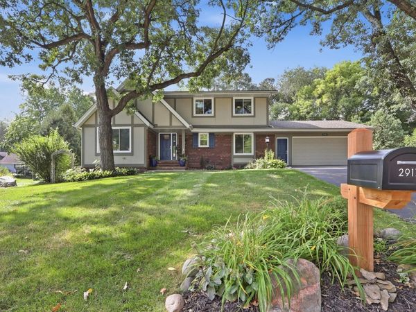 2917 Sequoia Court, Burnsville, MN 55337