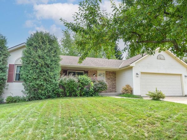 1308 Wolf DRIVE, West Bend, WI 53090