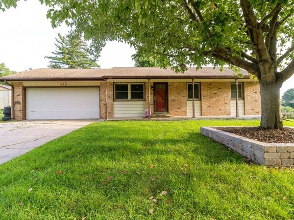 303 Hough Drive, MACHESNEY PARK, IL 61115