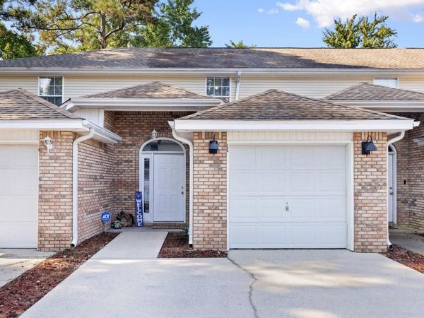 134 Noblat Drive, Mary Esther, FL 32569