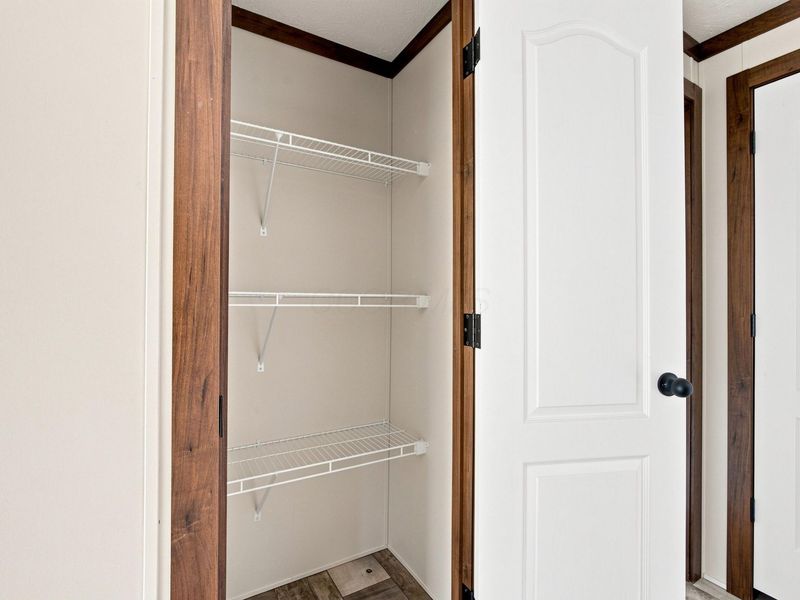 18430 Laurel Street , Laurelville, OH 43135 Photo 8