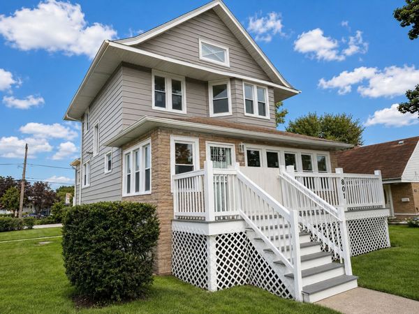 801 S 16th Avenue , Maywood, IL 60153