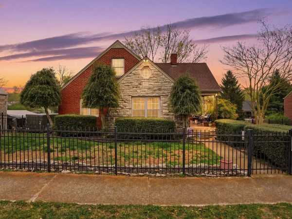 505 4th Ave , Fayetteville, TN 37334