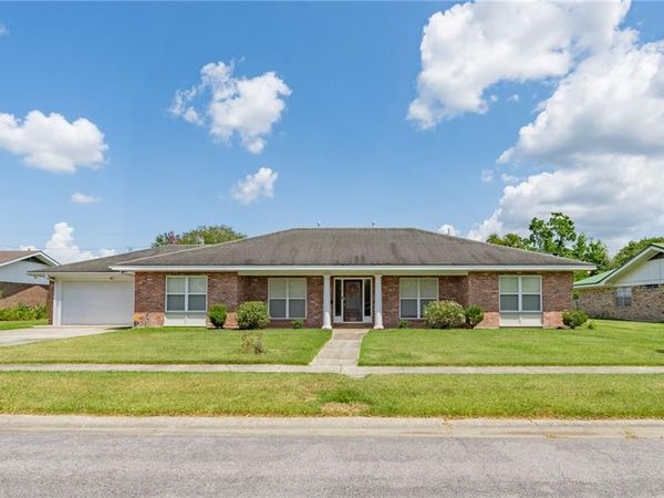 1414 UNIVERSITY Drive , Hammond, LA 70401