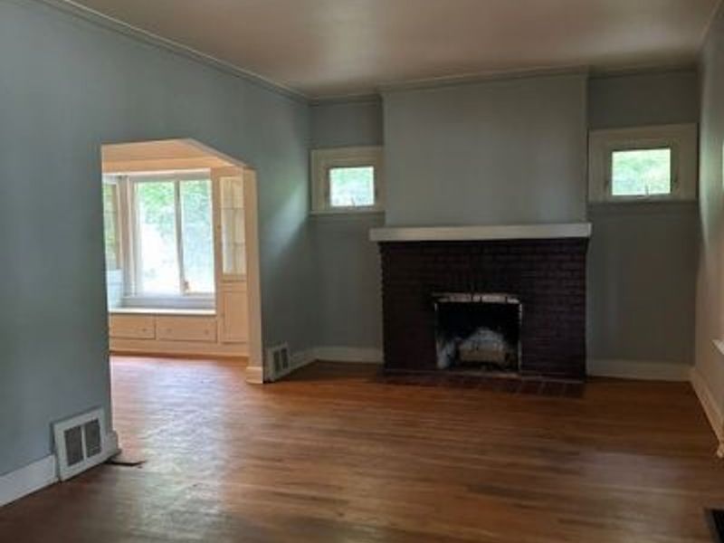 1520 Rydalmount Road, Cleveland Heights, OH 44118 Photo 3