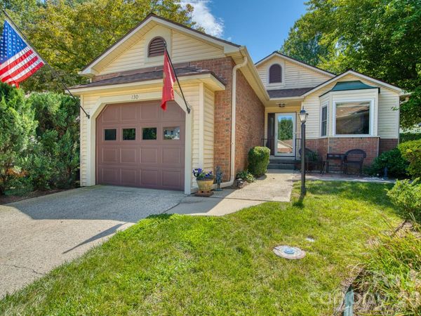 130 Exeter Court, Hendersonville, NC 28791