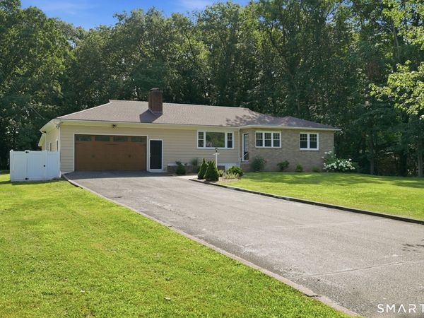 16 Ezra, North Haven, CT 06473
