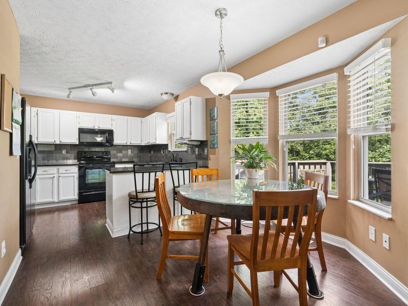 6240 Wrothston Drive, Columbus, OH 43228 Photo 11