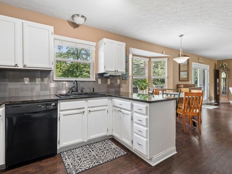 6240 Wrothston Drive, Columbus, OH 43228 Photo 15