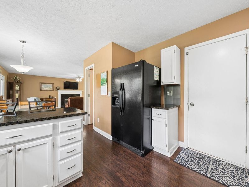6240 Wrothston Drive, Columbus, OH 43228 Photo 16