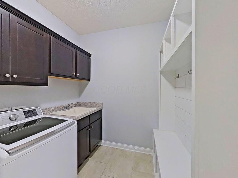 2449 Bryn Mawr Drive , Lewis Center, OH 43035 Photo 14