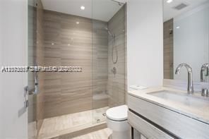 18975 Collins Ave, Unit 5404, Sunny Isles Beach, FL 33160 Photo