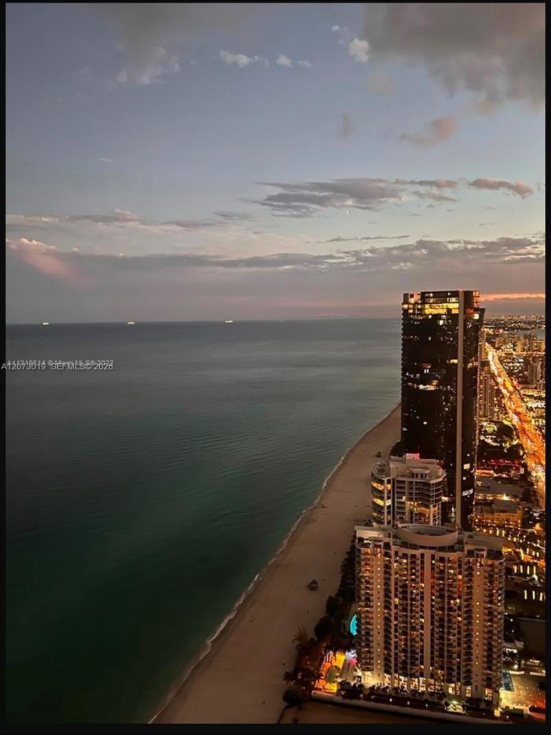 18975 Collins Ave, Unit 5404, Sunny Isles Beach, FL 33160 Photo