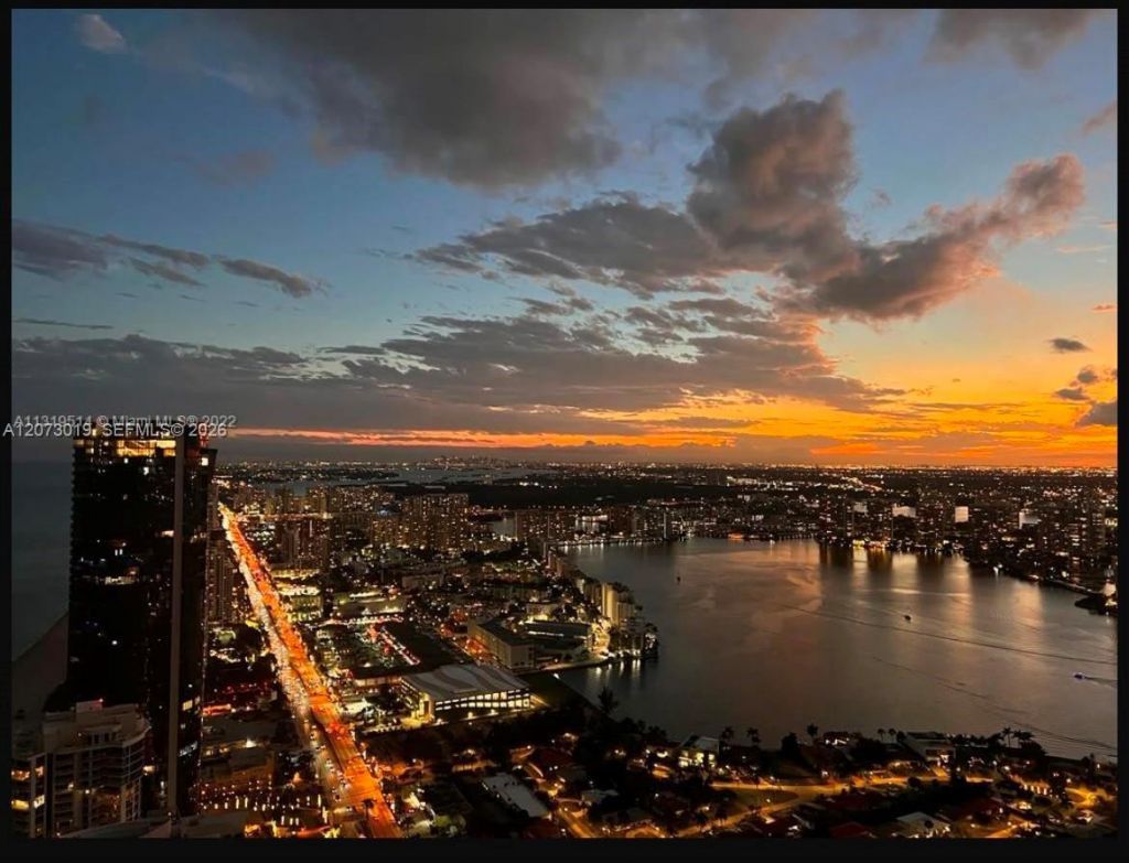18975 Collins Ave, Unit 5404, Sunny Isles Beach, FL 33160 Photo