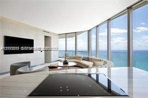 18975 Collins Ave, Unit 5404, Sunny Isles Beach, FL 33160 Photo