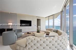 18975 Collins Ave, Unit 5404, Sunny Isles Beach, FL 33160 Photo