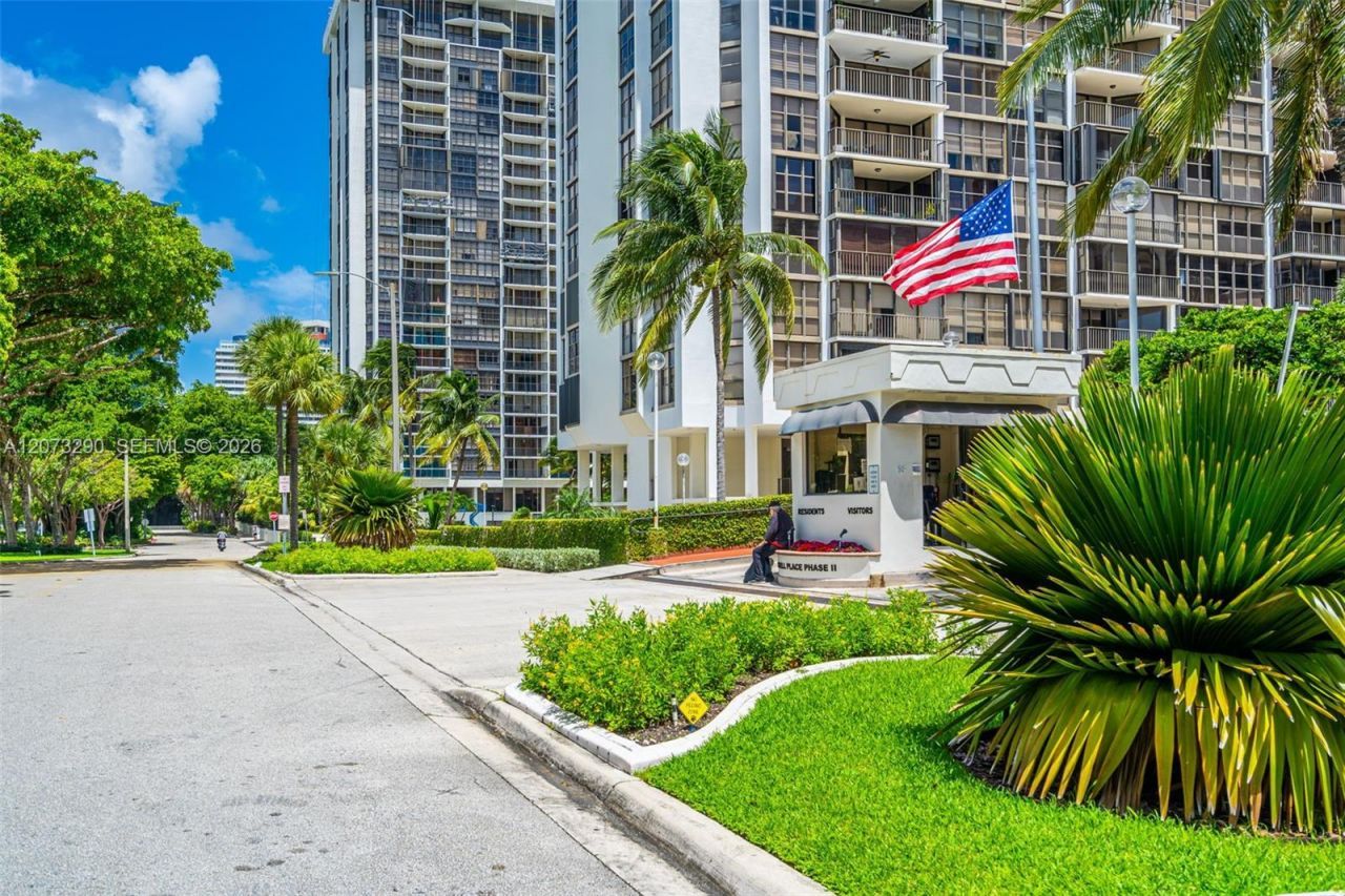 1901 Brickell Ave, Unit B1411, Miami, FL 33129 Photo