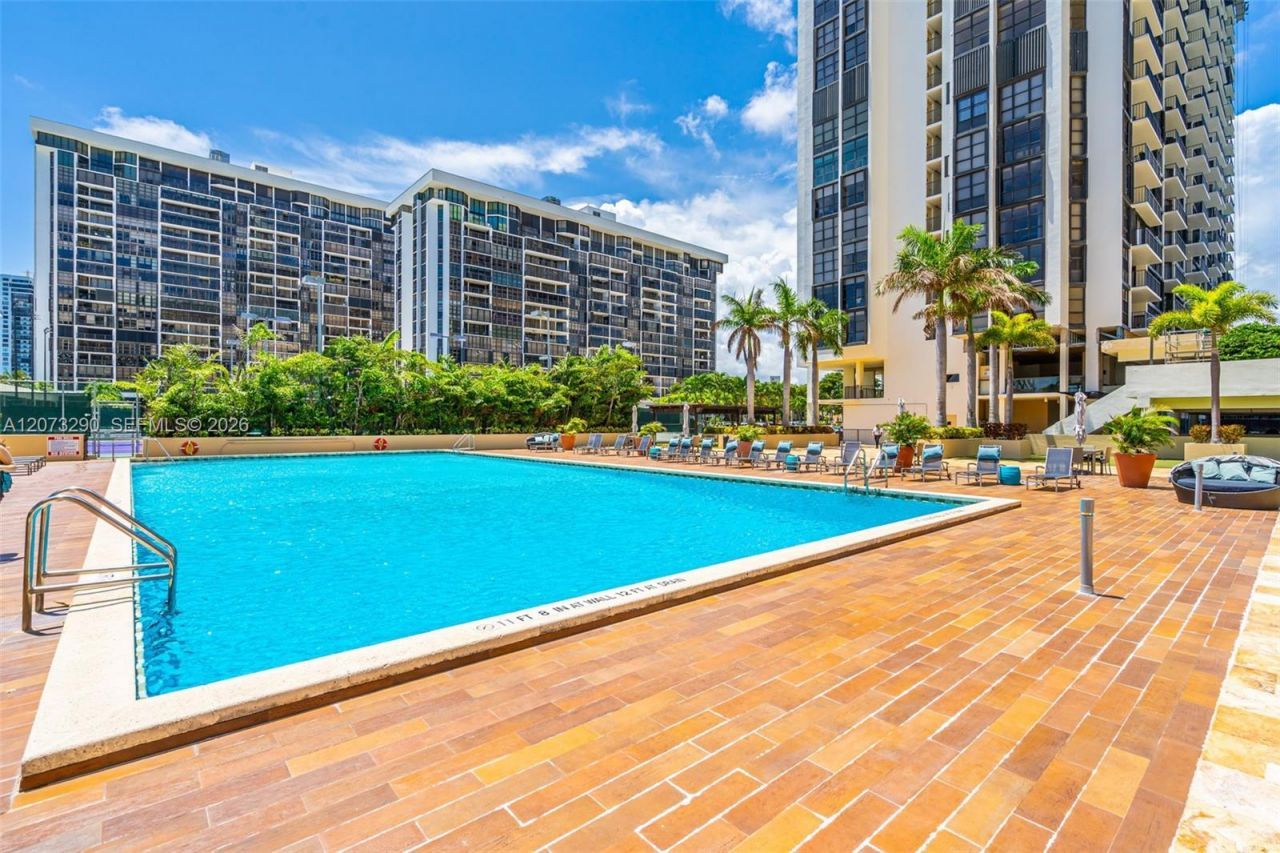 1901 Brickell Ave, Unit B1411, Miami, FL 33129 Photo