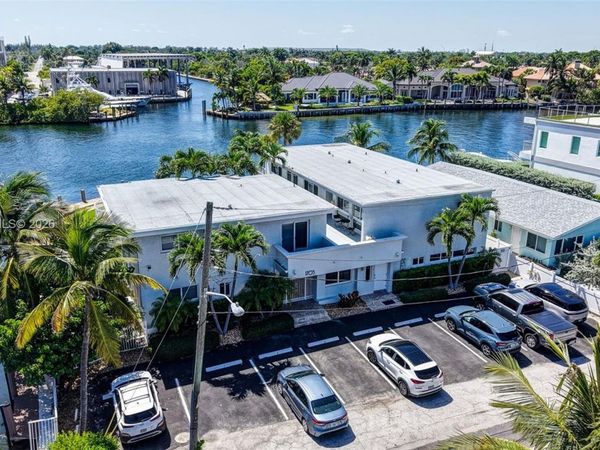 1705 N Riverside Dr , Unit 2, Pompano Beach, FL 33062