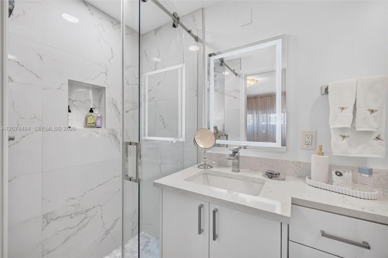 1705 N Riverside Dr, Unit 2, Pompano Beach, FL 33062 Photo