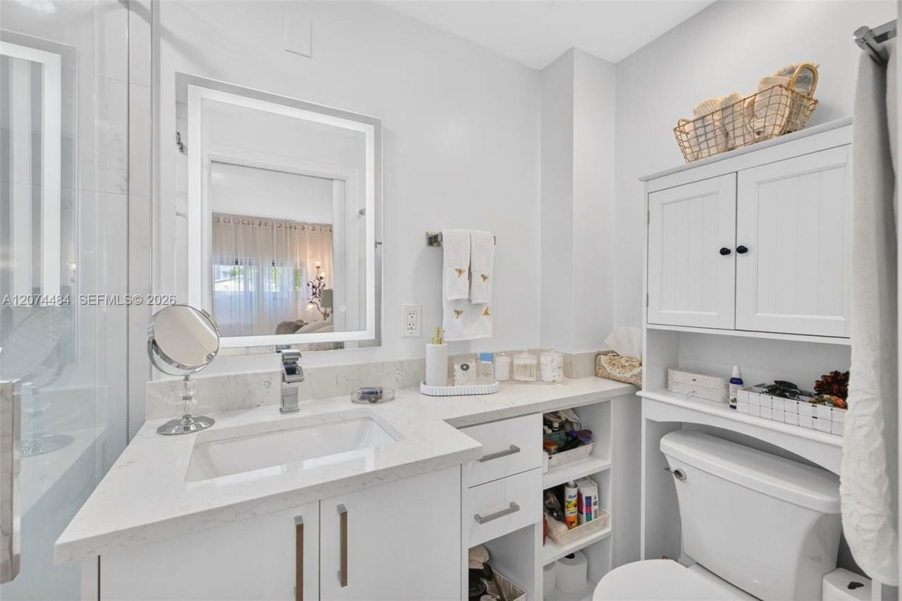 1705 N Riverside Dr, Unit 2, Pompano Beach, FL 33062 Photo