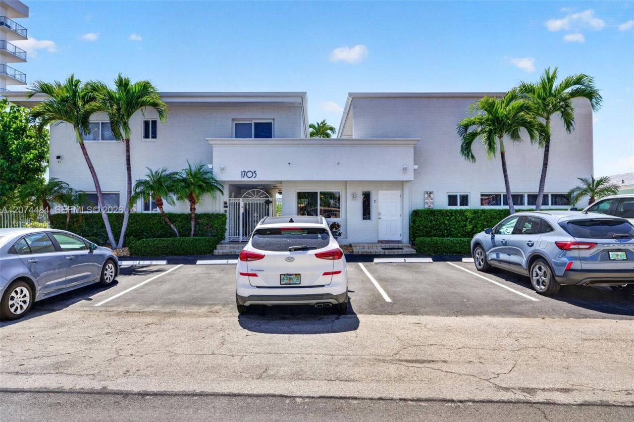 1705 N Riverside Dr, Unit 2, Pompano Beach, FL 33062 Photo