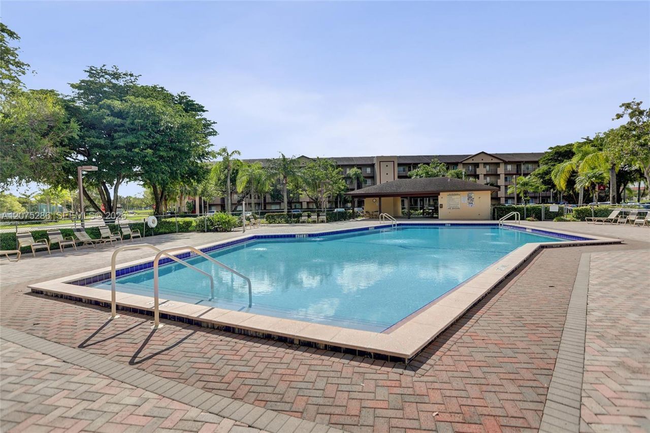 800 SW 137th Ave , Unit 101G, Pembroke Pines, FL 33027 Photo