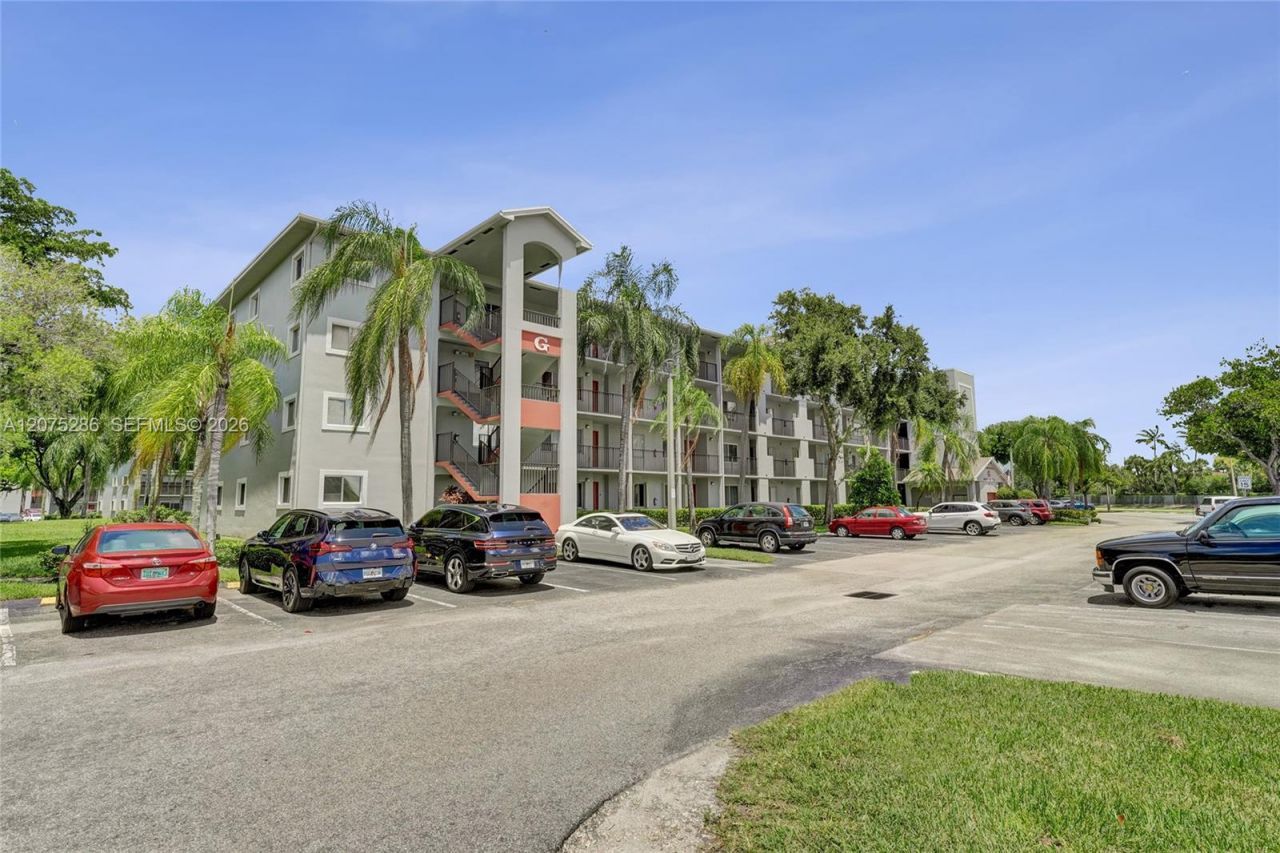 800 SW 137th Ave , Unit 101G, Pembroke Pines, FL 33027 Photo