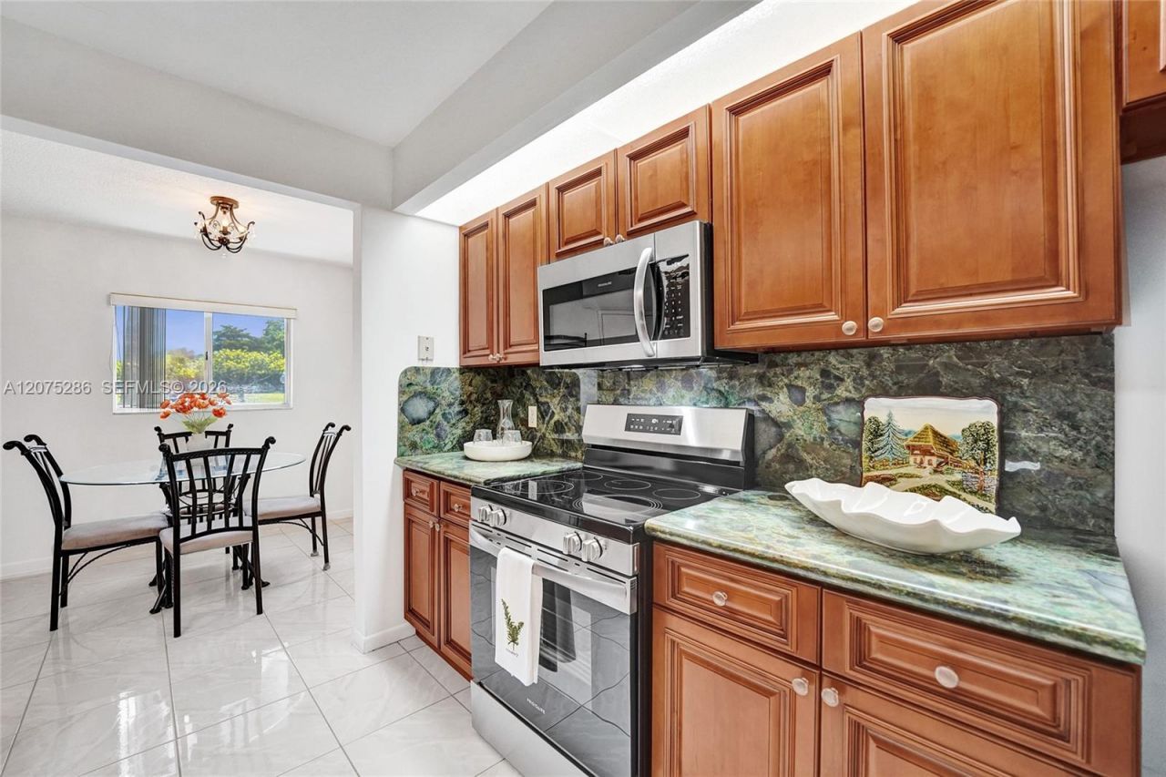 800 SW 137th Ave , Unit 101G, Pembroke Pines, FL 33027 Photo