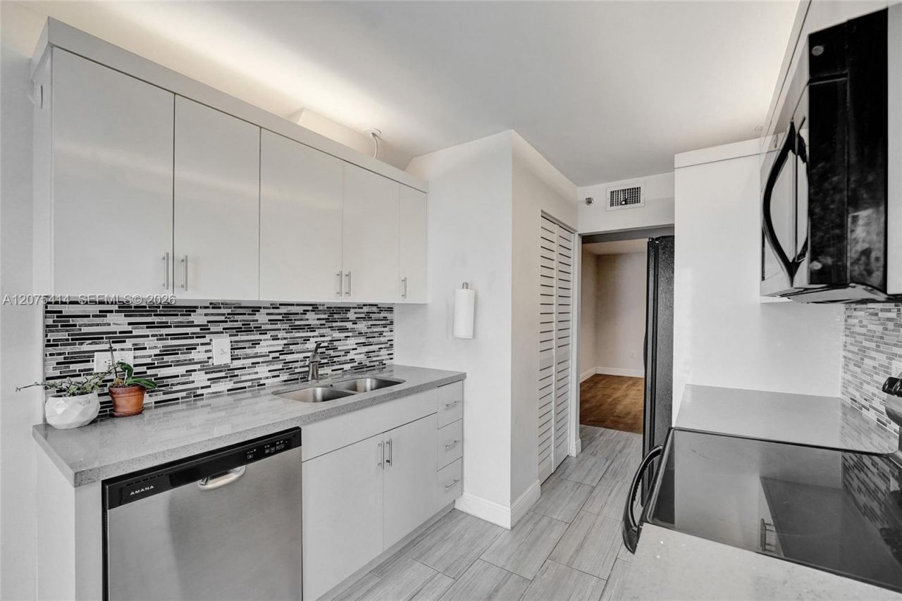 1201 S Ocean Dr , Unit 2109N, Hollywood, FL 33019 Photo