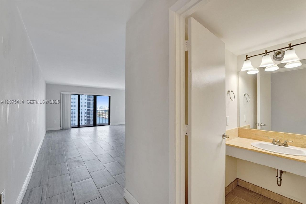 1201 S Ocean Dr , Unit 2109N, Hollywood, FL 33019 Photo