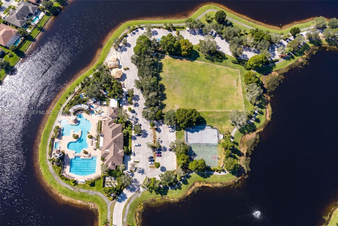 1776 Aspen Ln , Weston, FL 33327 Photo