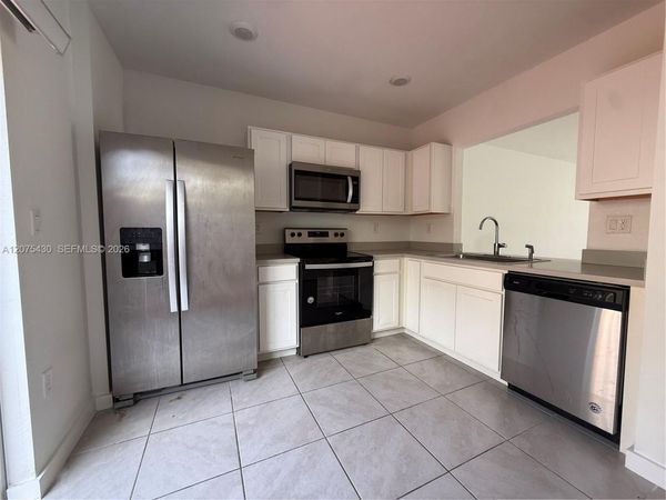 488 NE 5th Ter , Florida City, FL 33034
