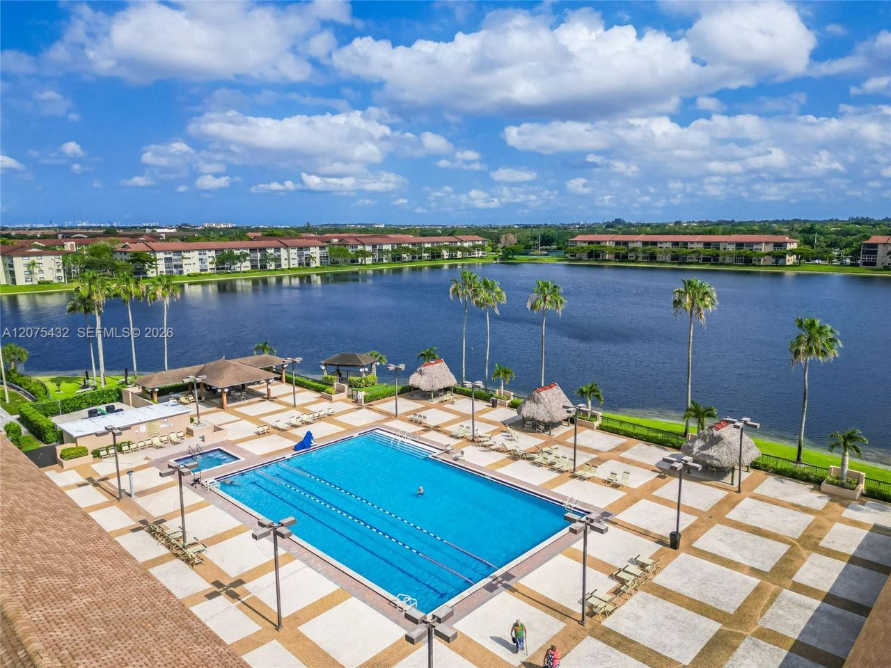 300 SW 134th Way , Unit 413E, Pembroke Pines, FL 33027 Photo